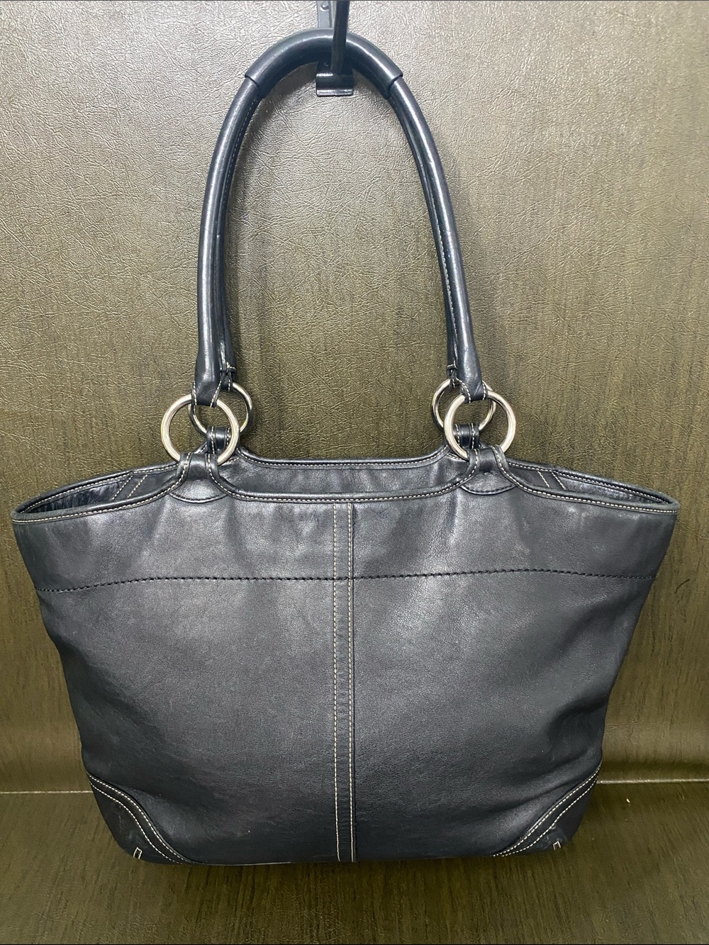 Coach Classic Black Soho smooth Leather Tote Handbag Large #5167